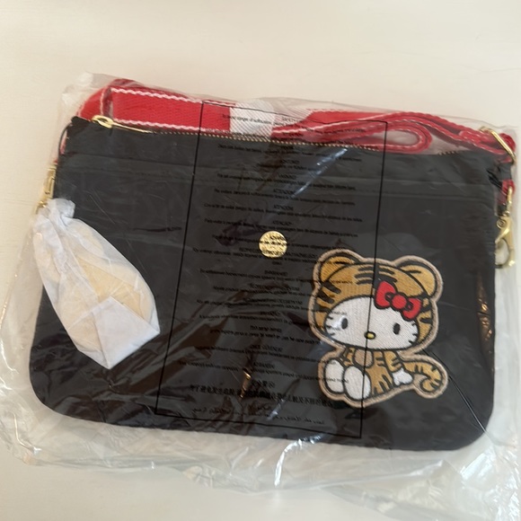 Riri Hello Kitty Crossbody Bag - Picture 4 of 6